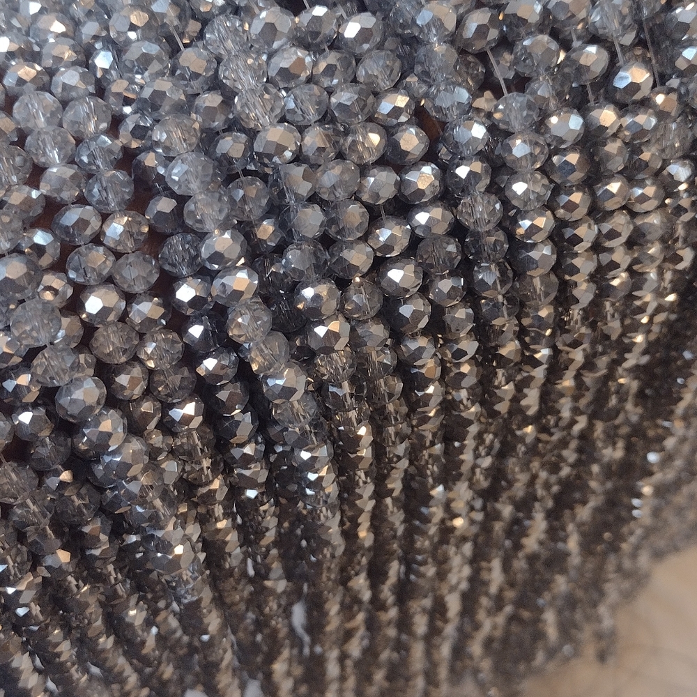 6mm Silver Glass Beads 45pcs (NOT IN STRANDS)